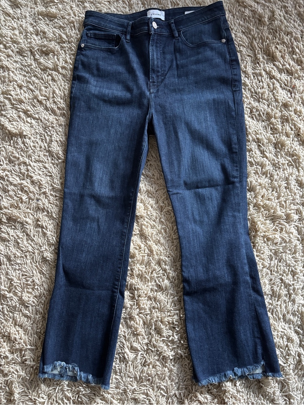 Frame le crop mini boot cut Dark Blue Denim Jeans 30 worn once frayed hem